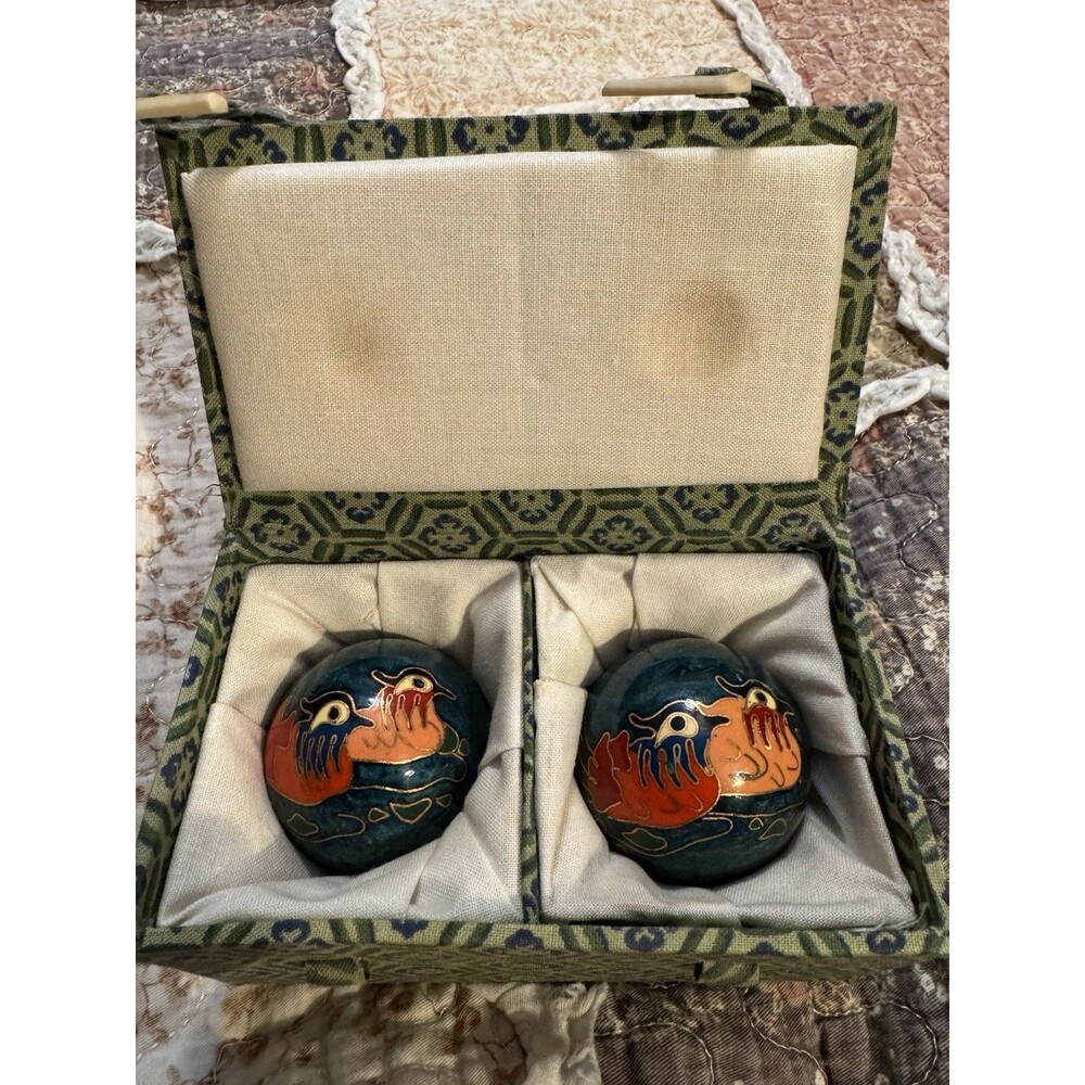 Chinese Handmade Patterned Box with Baoding Balls, Mandarin Love Ducks